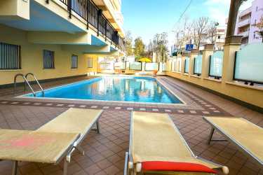 WŁOCHY - Rimini - hotel Artide *** (14-18 lat), 2 parki - Mirabilandia i Mira Beach !